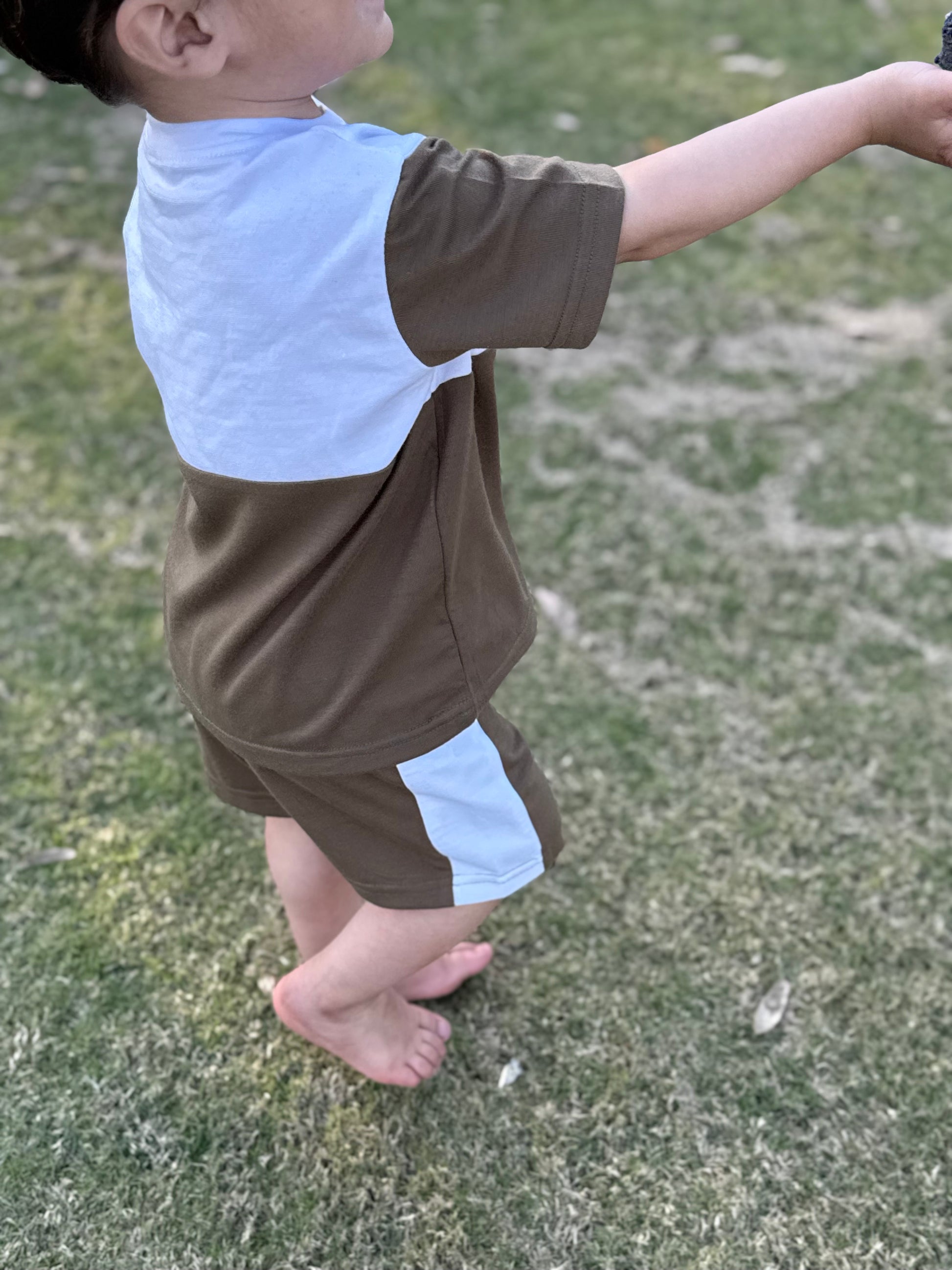 OLIVE & WHITE EARTHY DUO KIDS SET