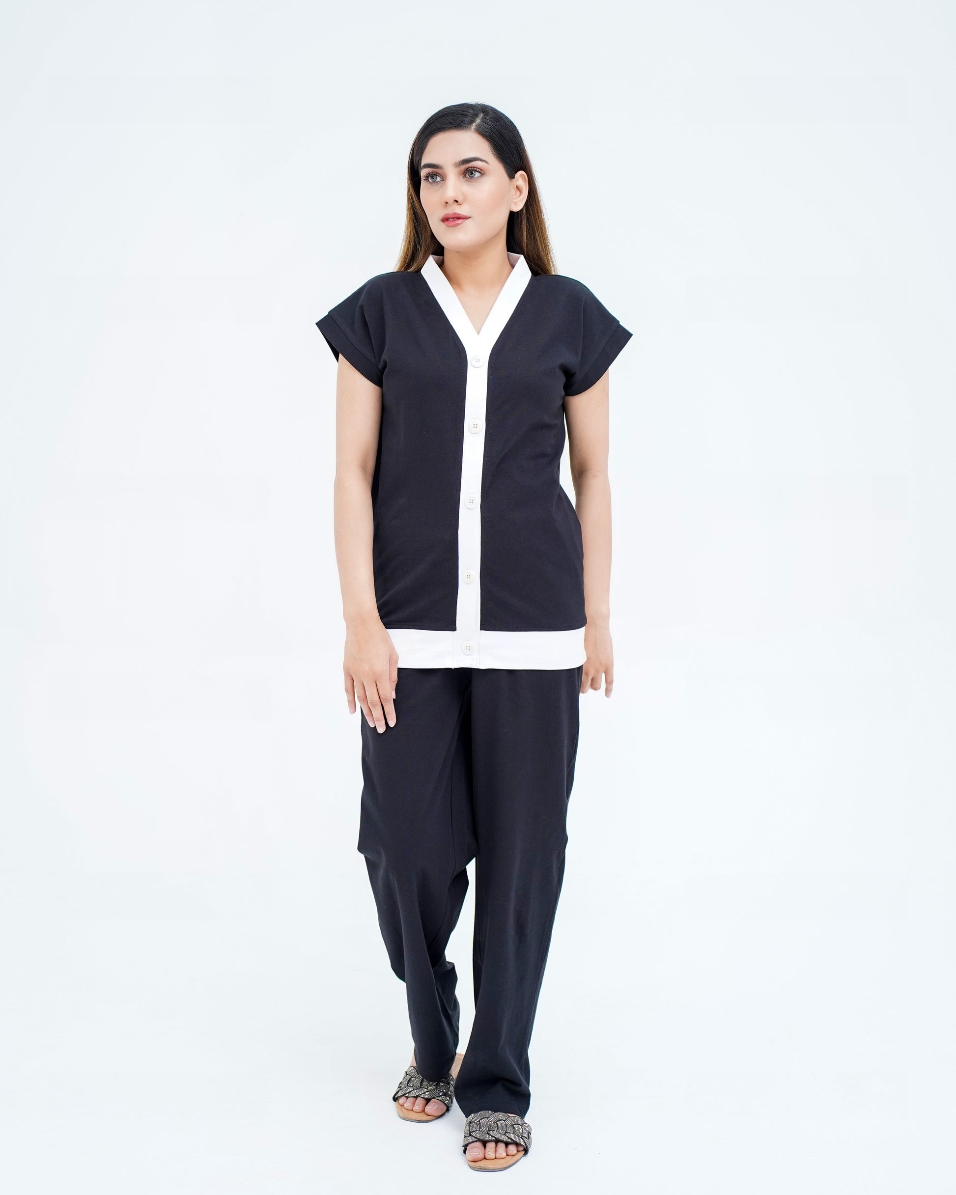 VIBE VEE BUTTON CO ORD SET