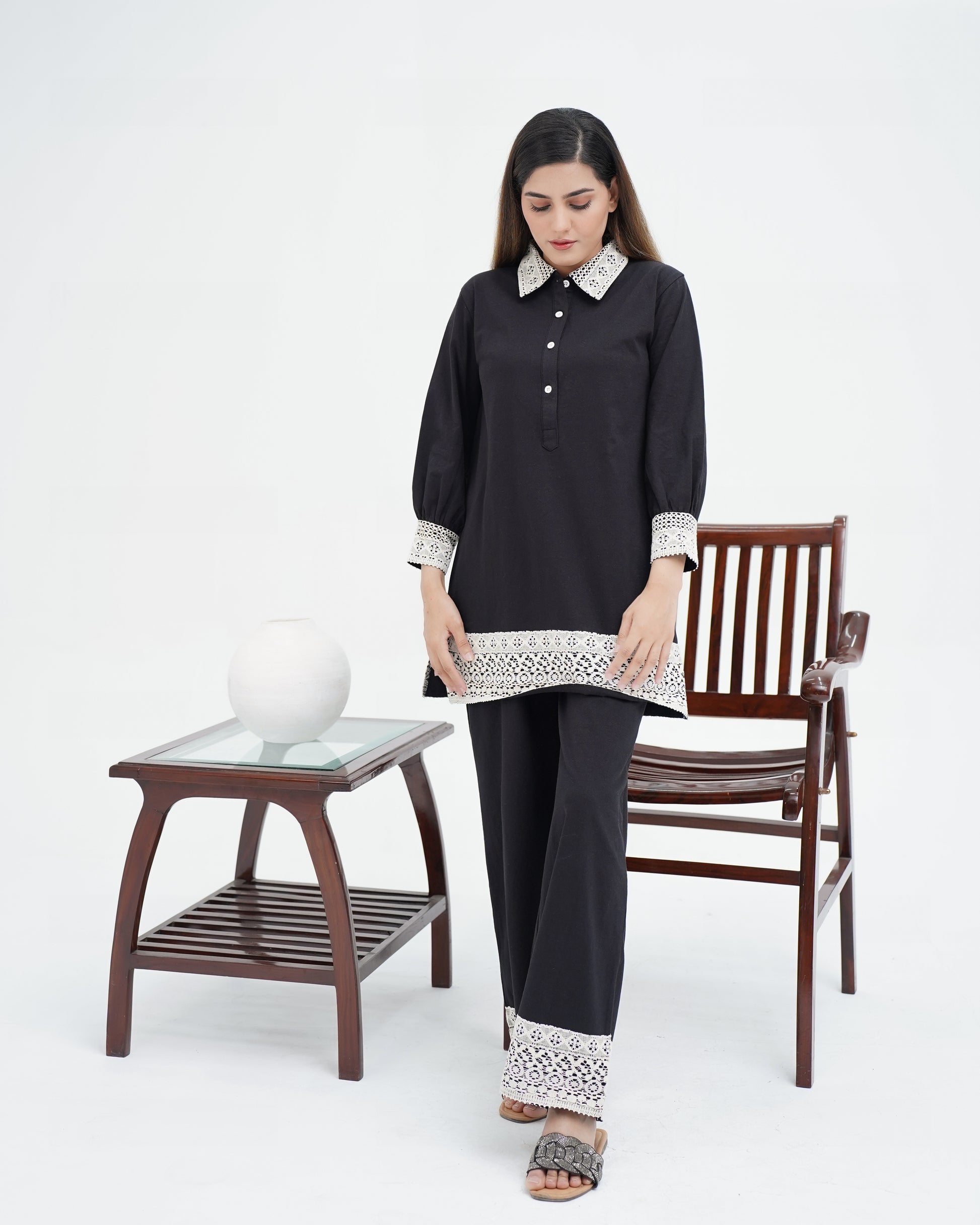 EMBELLA WOMEN'S SET