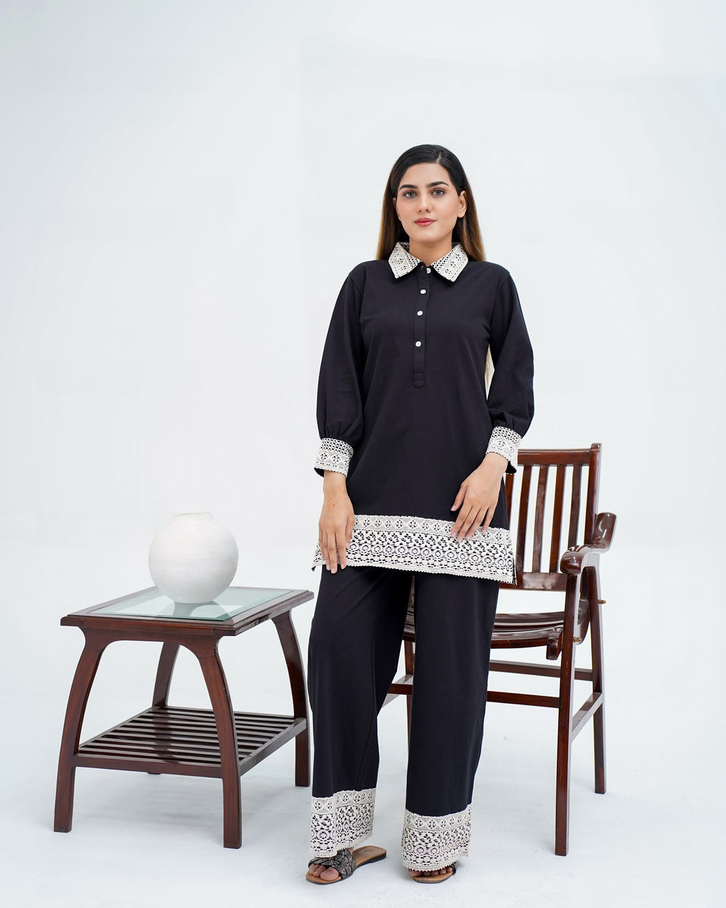 EMBELLA WOMEN'S SET