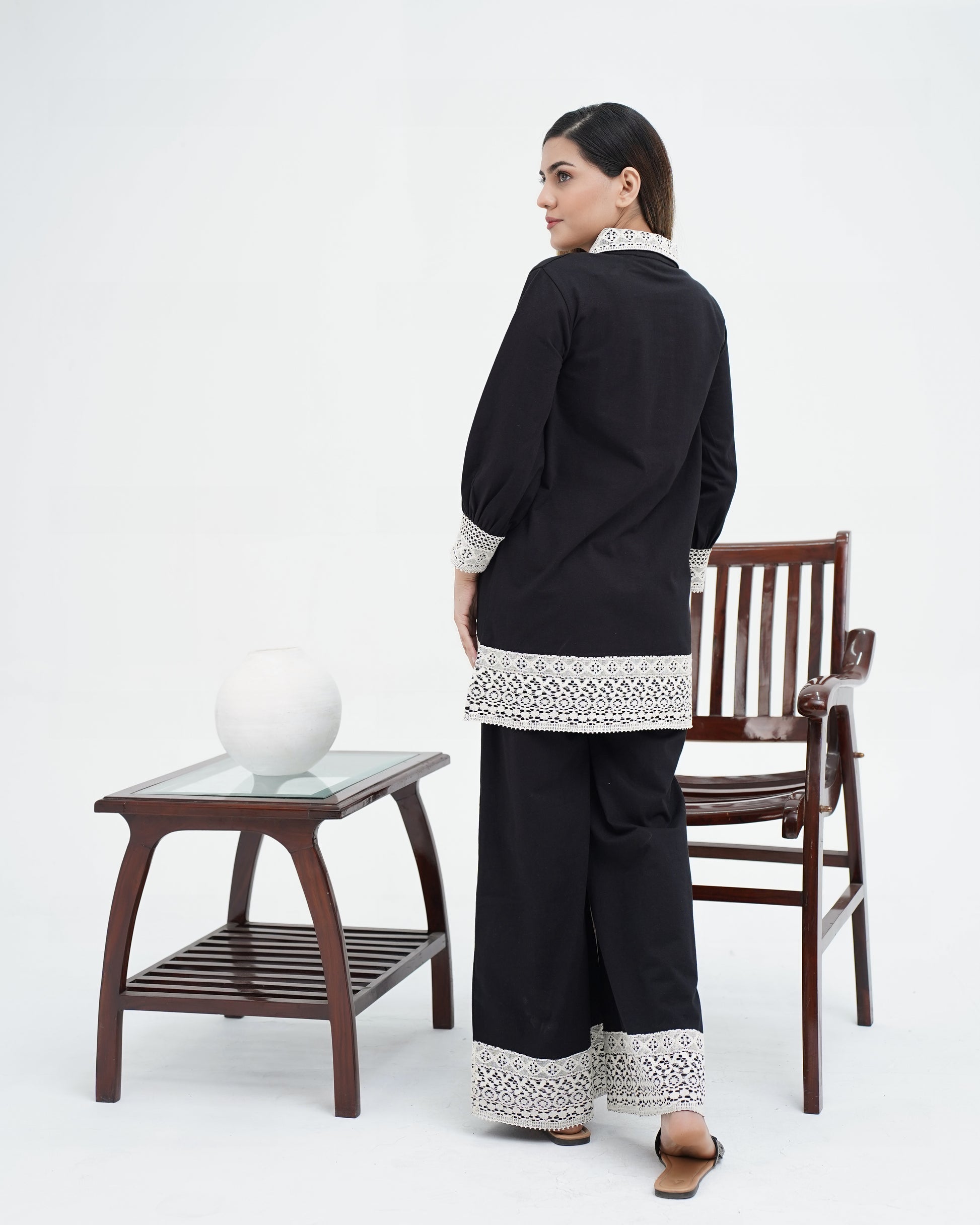 EMBELLA WOMEN'S SET
