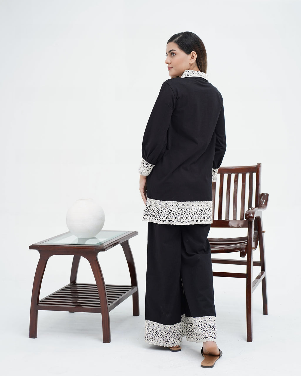 EMBELLA WOMEN'S SET