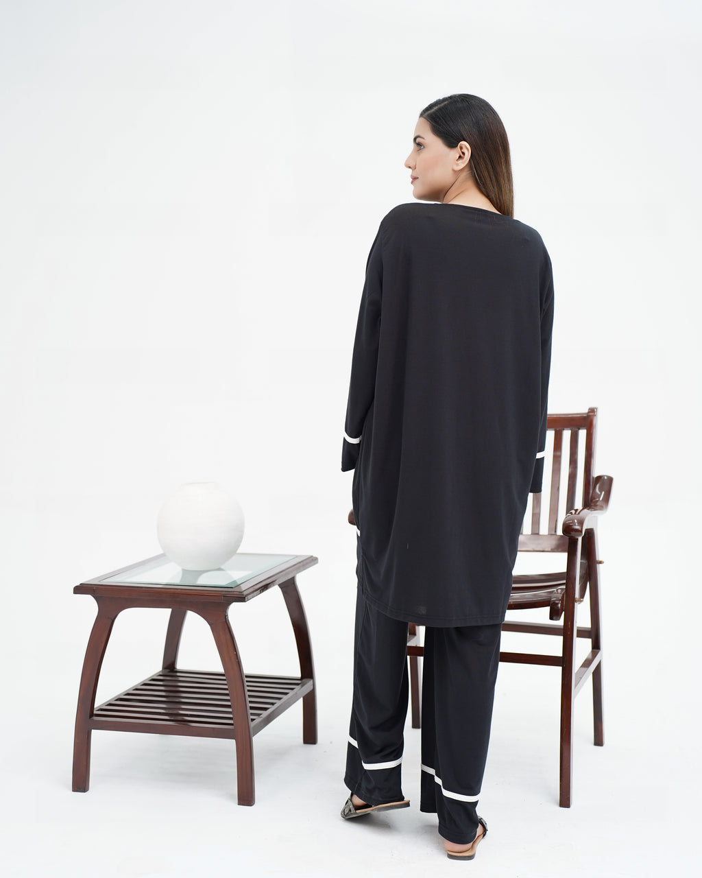THE EASE WOMEN'S SET