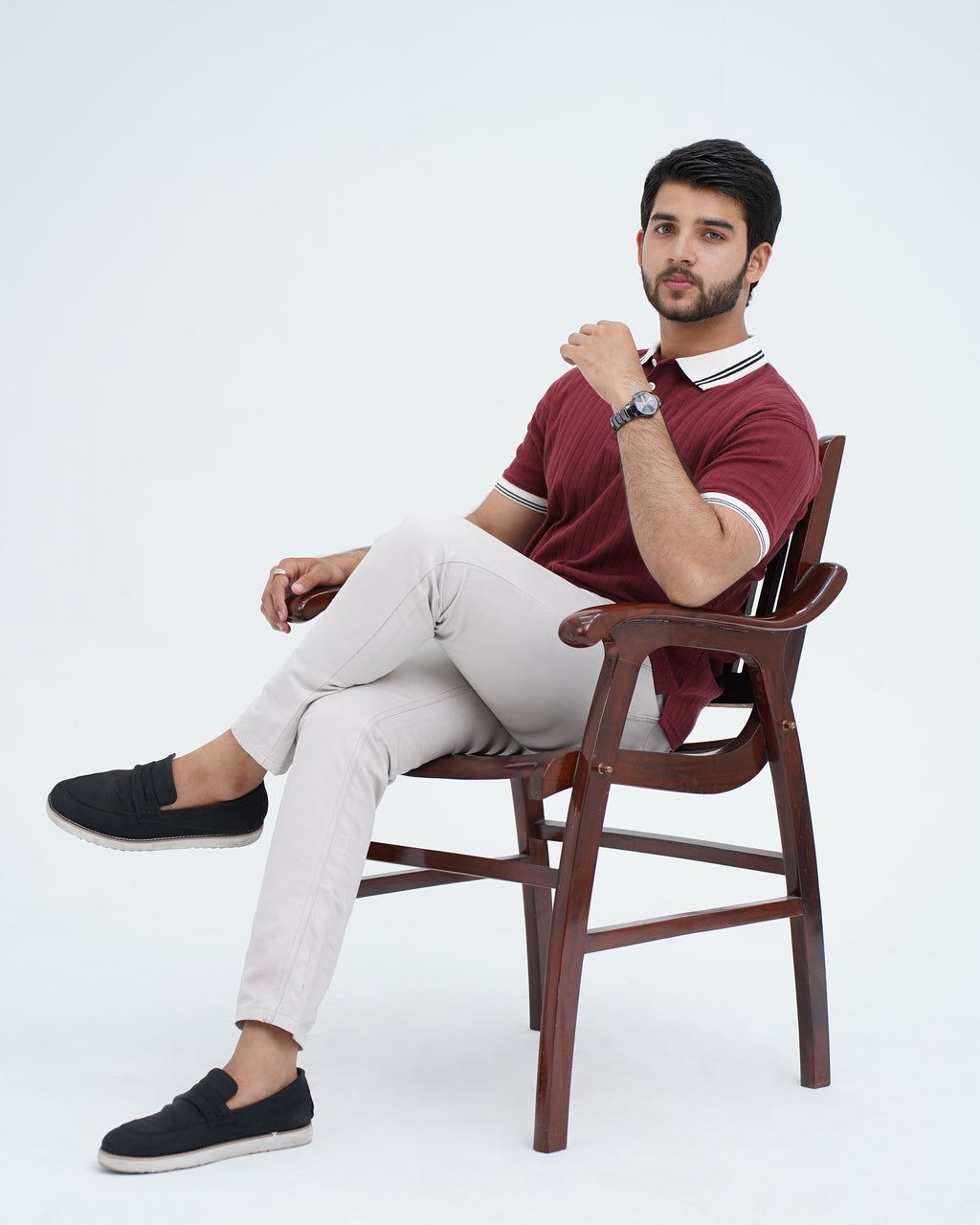 TEXTURED RIB KNIT WHITE STRIPED COLLAR POLO SHIRT