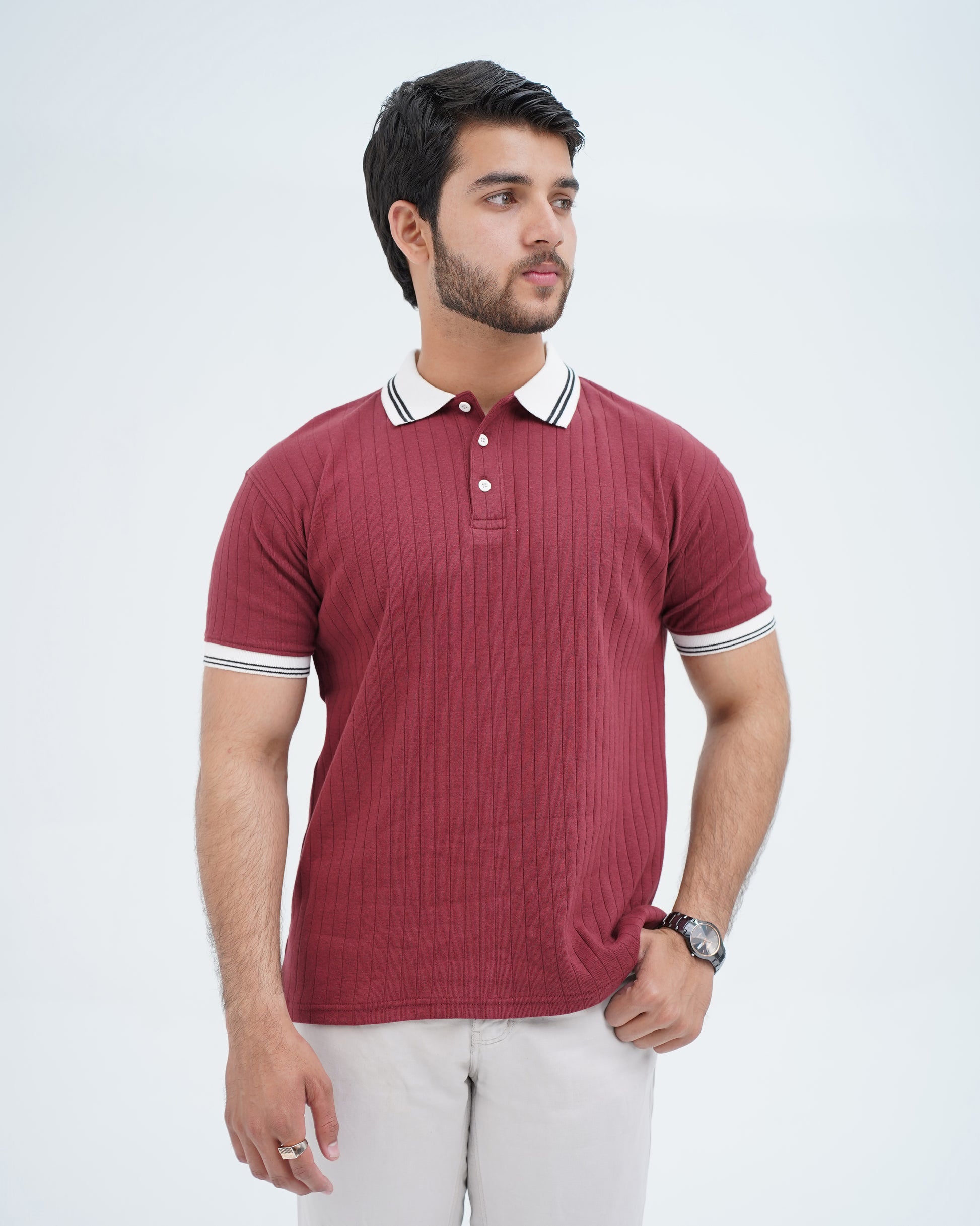 TEXTURED RIB KNIT WHITE STRIPED COLLAR POLO SHIRT